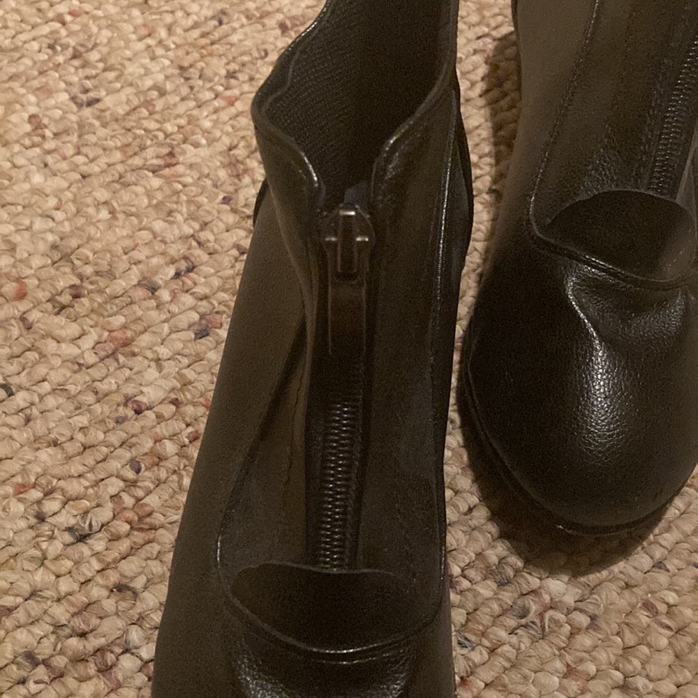 Zip up booties - Picture 4 of 9